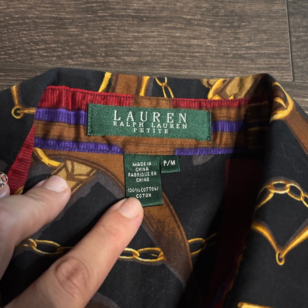 Lauren Ralph Lauren Black Multicolor Chain-Print Petite Woman’s Button Down - Picture 3 of 8